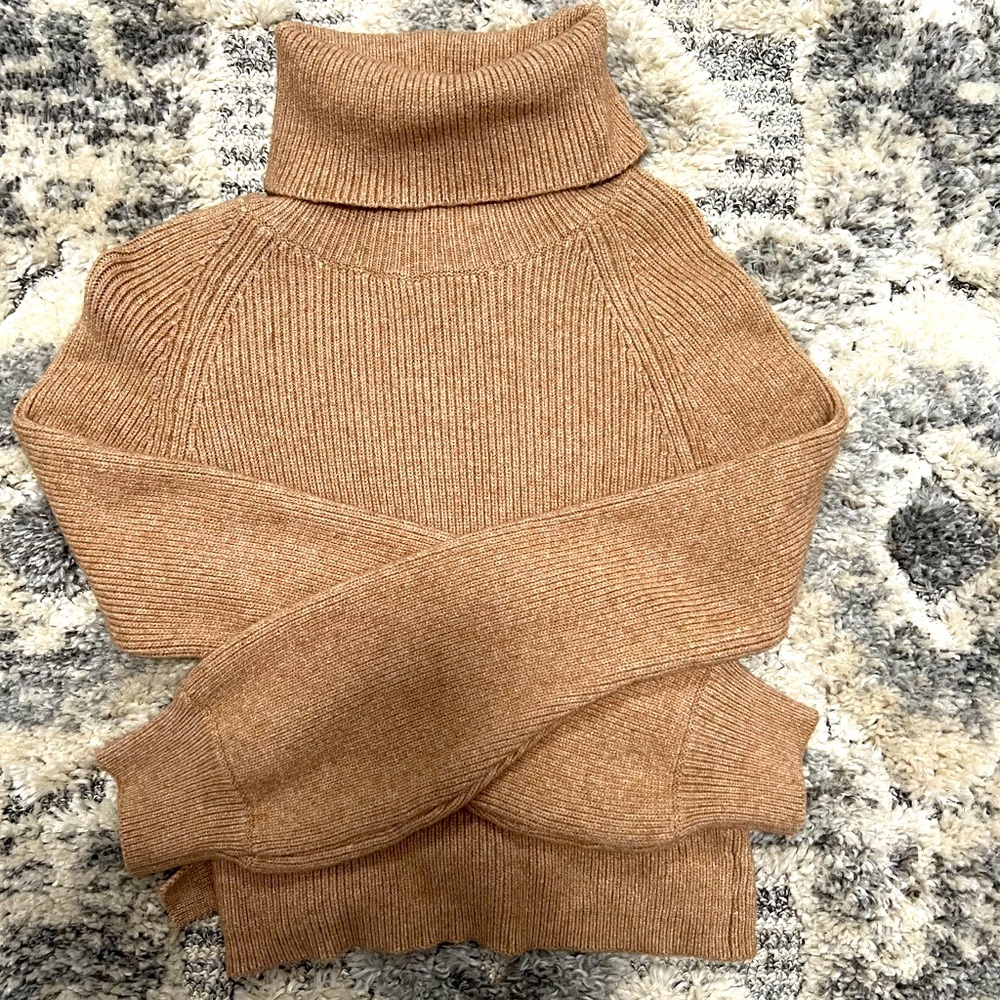 Cropped turtle neck - Picture 1 of 3